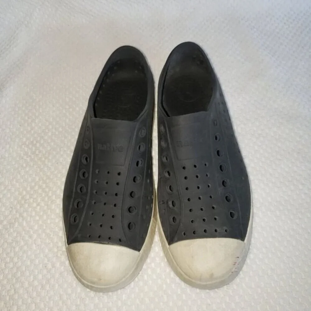Native Jefferson Black White Shoes Big Kid Size 5.5 /Womens Size 7 /Mens Size‎ 5